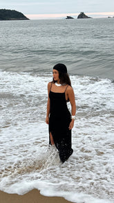 VESTIDO MIDI GAYA PRETO